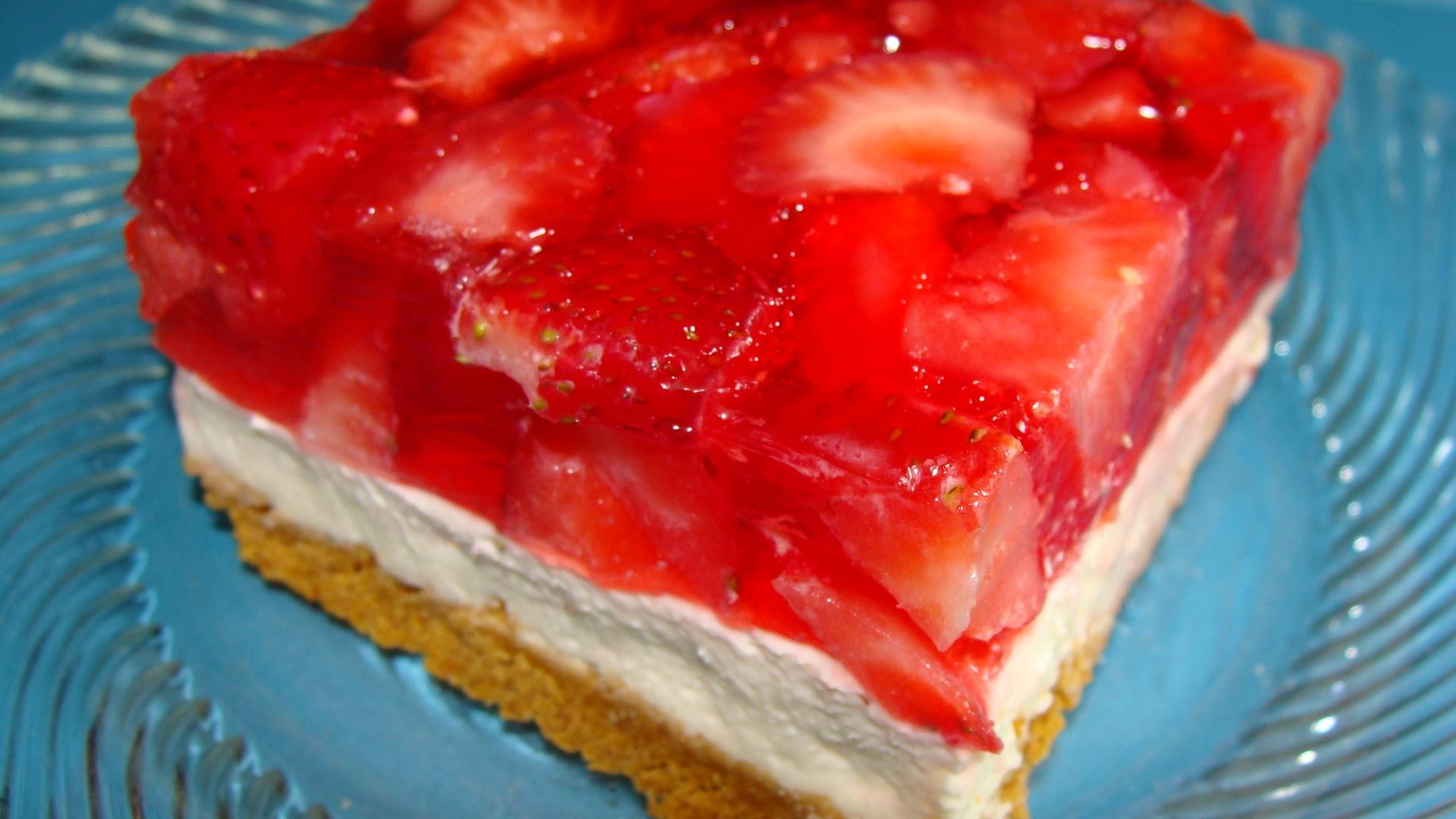 Strawberry Jello Squares SweetieTreats